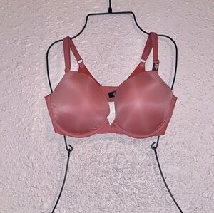 NEW! Victoria’s Secret Peach Push-Up Bra